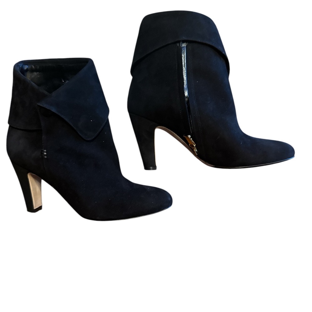 Elegant Black Ankle Boots